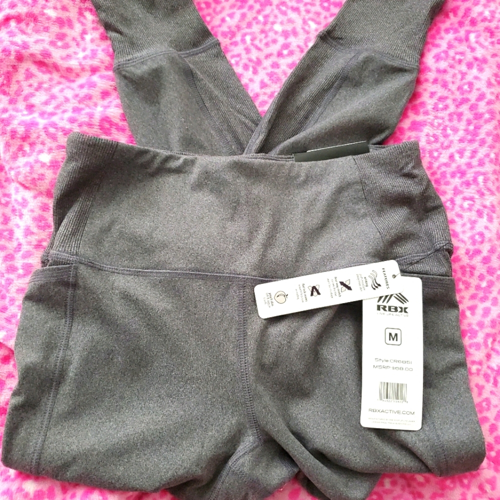 Athletic pants